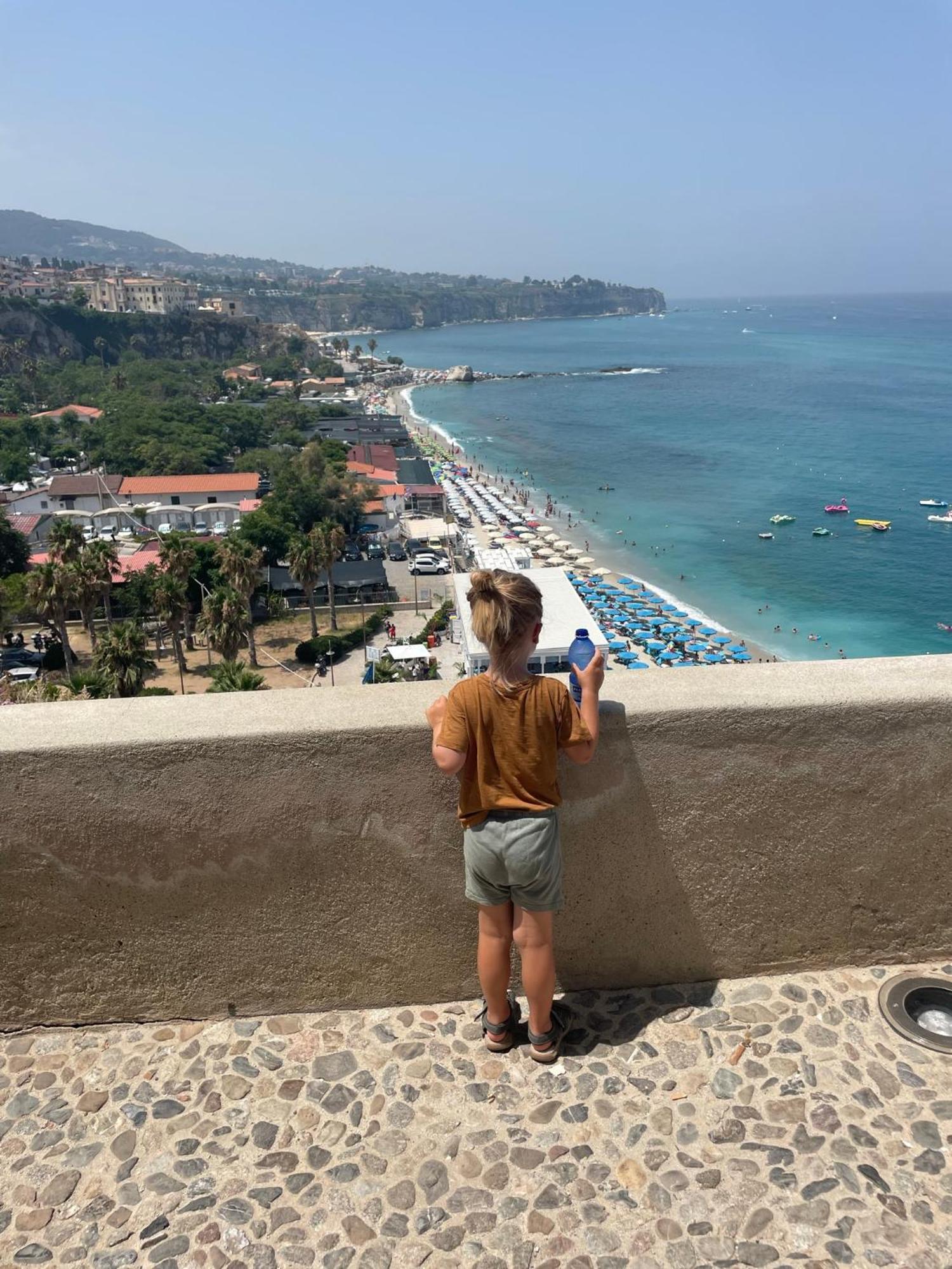 Apartment With Sea View تروبيا المظهر الخارجي الصورة