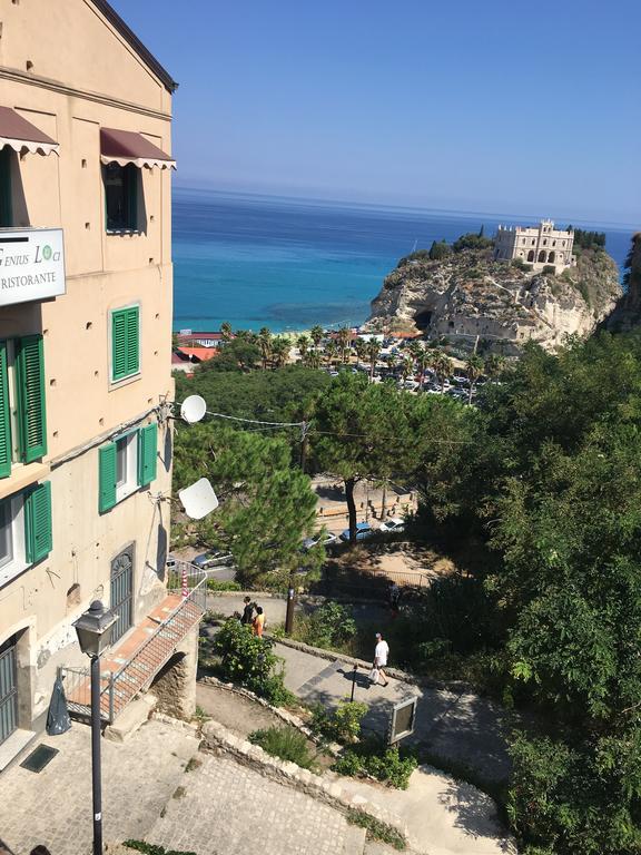Apartment With Sea View تروبيا المظهر الخارجي الصورة
