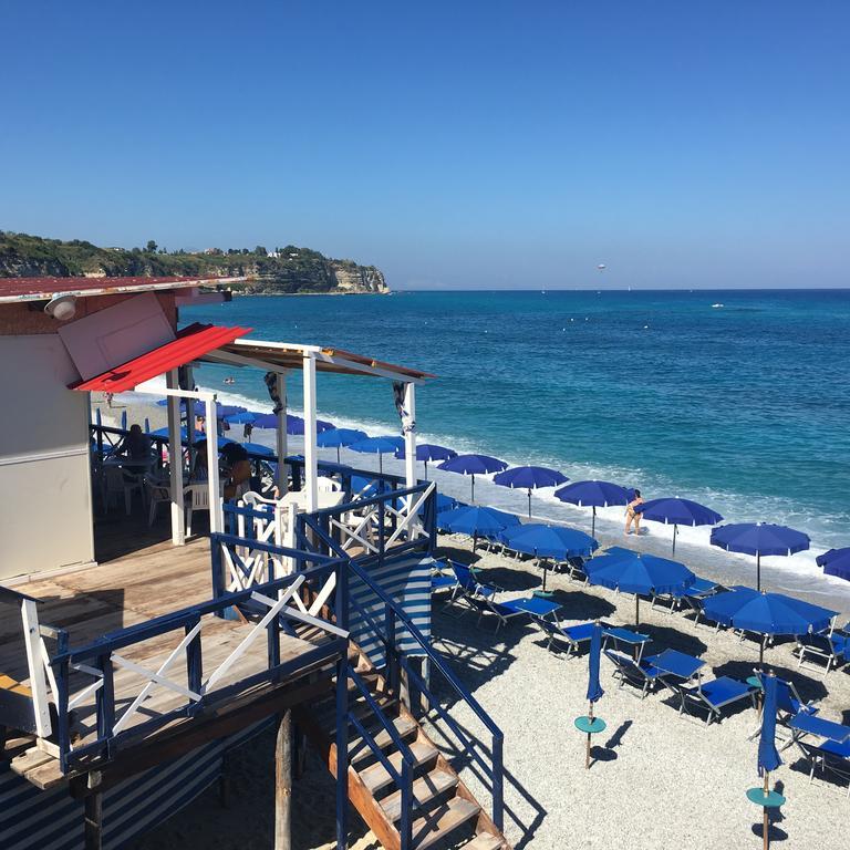 Apartment With Sea View تروبيا المظهر الخارجي الصورة