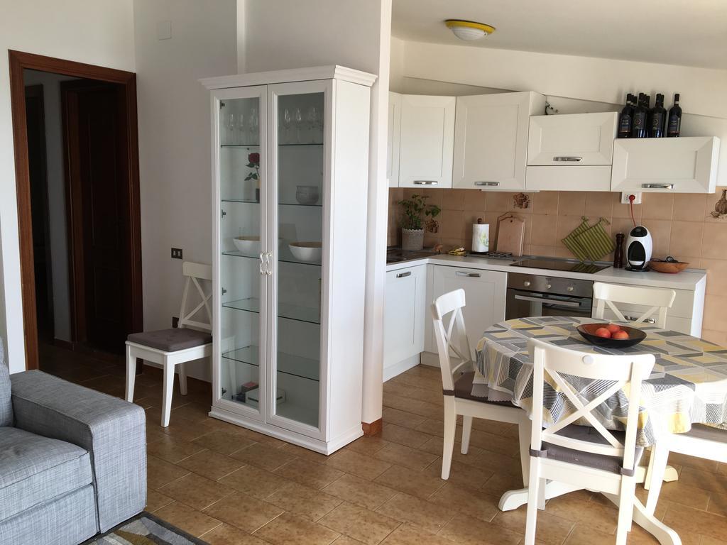 Apartment With Sea View تروبيا المظهر الخارجي الصورة